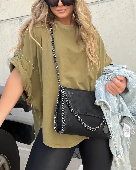 Kelly | Oversized T-shirt met klinknagels