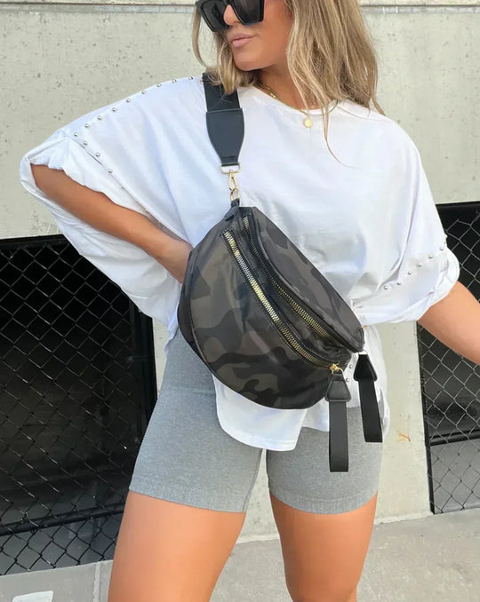 Kelly | Oversized T-shirt met klinknagels